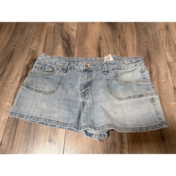 Mudd Vintage Y2K Womens Denim Shorts Size 11 Light Wash Ramie Blend Summer Casua - Picture 1 of 6
